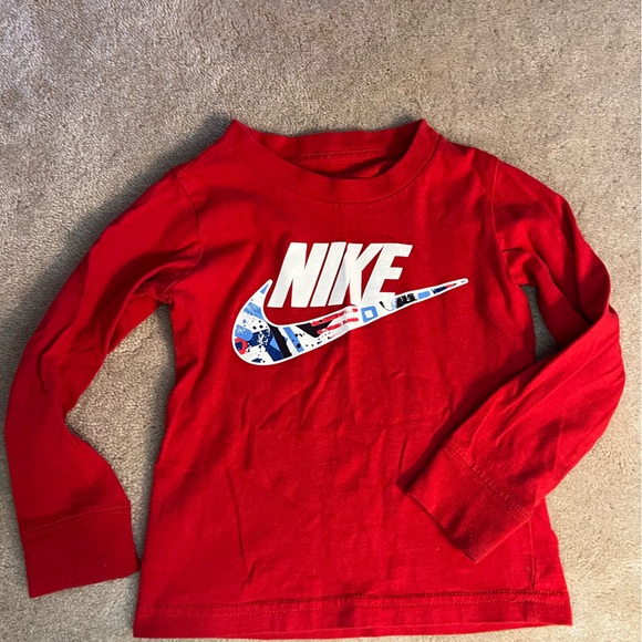 Hulk and Nike Boys Long Sleeve Tshirts Size 2T - Picture 4 of 5